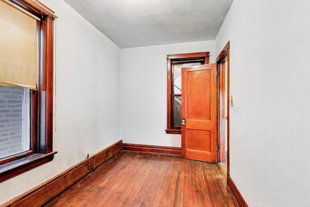 3400 S Wood Street, Chicago, IL 60608