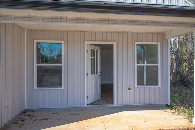 213 Mountain View Street, Forest City, NC 28043