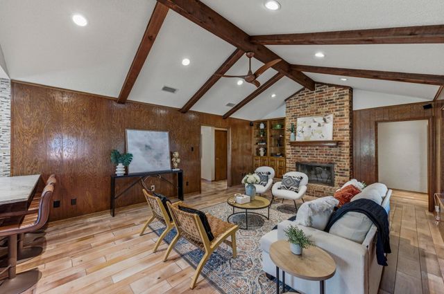 6906 Treaty Oak CIR, Austin, TX 78749