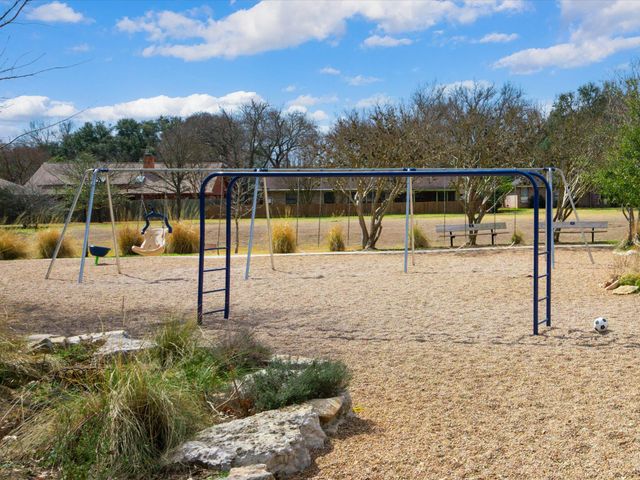 6906 Treaty Oak CIR, Austin, TX 78749