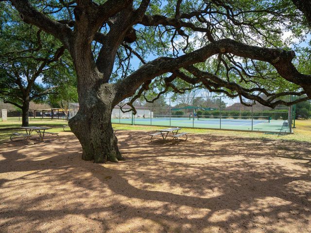 6906 Treaty Oak CIR, Austin, TX 78749