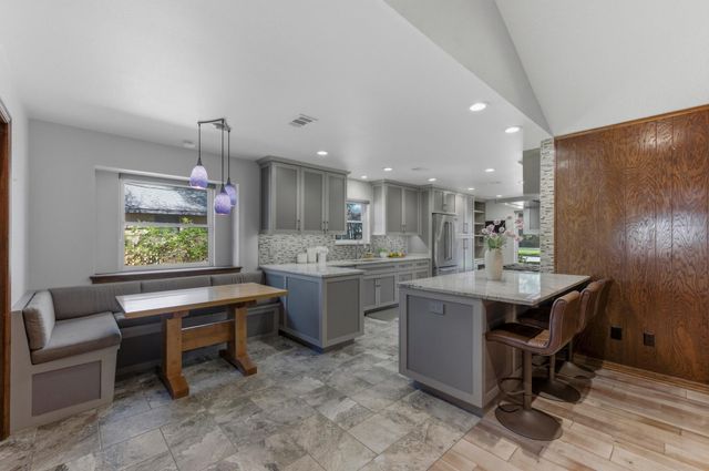 6906 Treaty Oak CIR, Austin, TX 78749