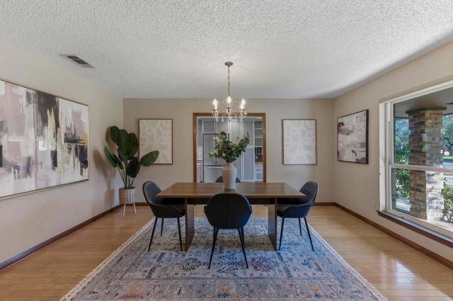 6906 Treaty Oak CIR, Austin, TX 78749