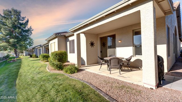 9633 E HOLIDAY Way, Sun Lakes, AZ 85248