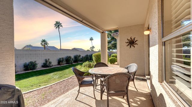 9633 E HOLIDAY Way, Sun Lakes, AZ 85248