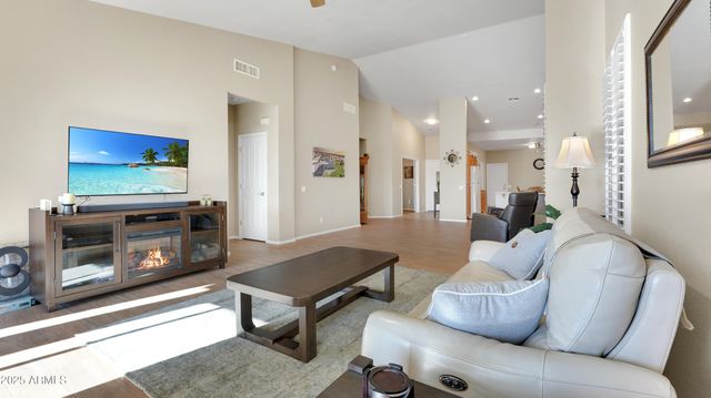 9633 E HOLIDAY Way, Sun Lakes, AZ 85248