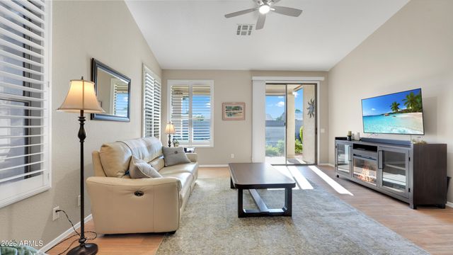 9633 E HOLIDAY Way, Sun Lakes, AZ 85248