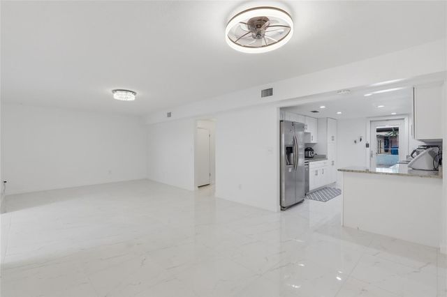 2530 W TENNESSEE AVENUE, Tampa, FL 33629