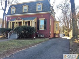207 Woodbridge Avenue Unit A, Metuchen, NJ 08840