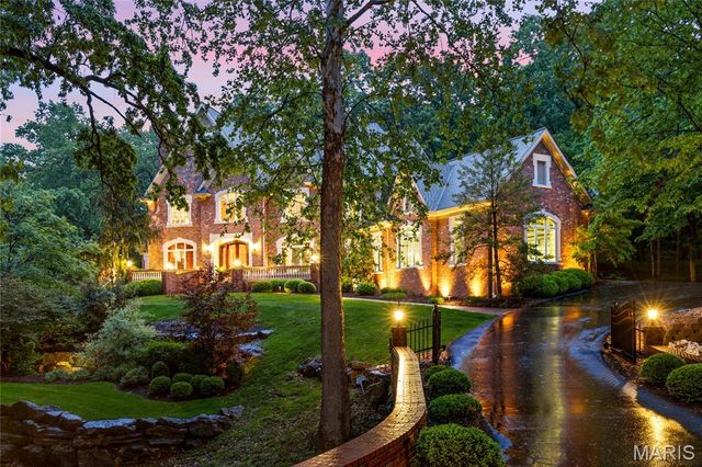 1105 Shepard Oaks Drive, Wildwood, MO 63038