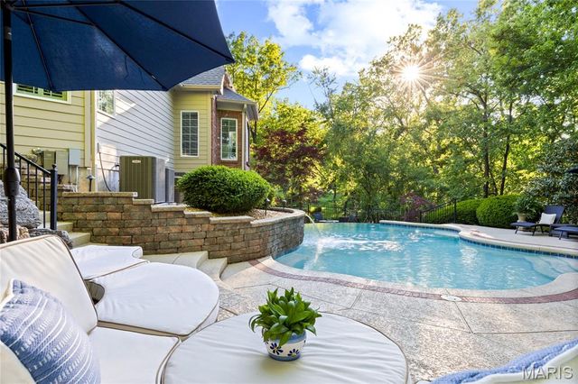 1105 Shepard Oaks Drive, Wildwood, MO 63038