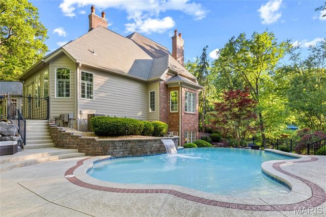 1105 Shepard Oaks Drive, Wildwood, MO 63038