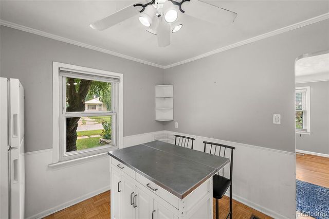 15464 Dixie, Redford, MI 48239