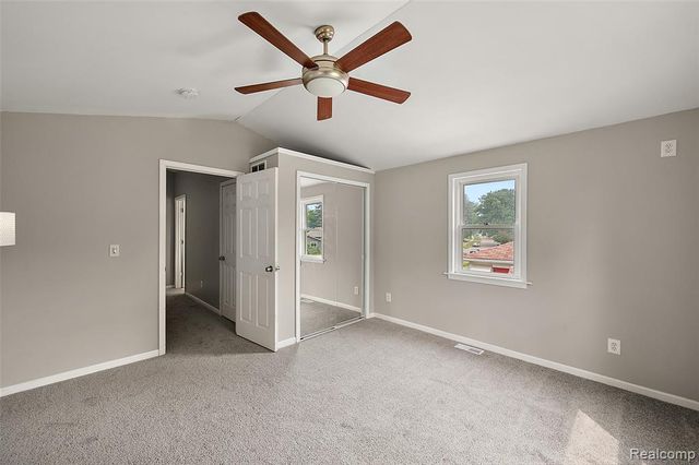 15464 Dixie, Redford, MI 48239