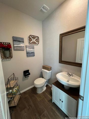 4343 Lake Ritter, St Hedwig, TX 78152