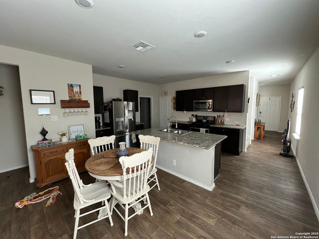 4343 Lake Ritter, St Hedwig, TX 78152
