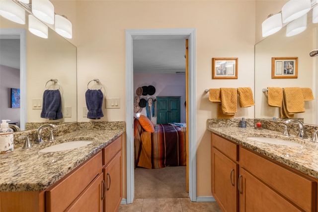 3 Silver Buckle, Santa Fe, NM 87508
