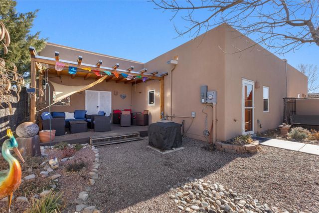 3 Silver Buckle, Santa Fe, NM 87508