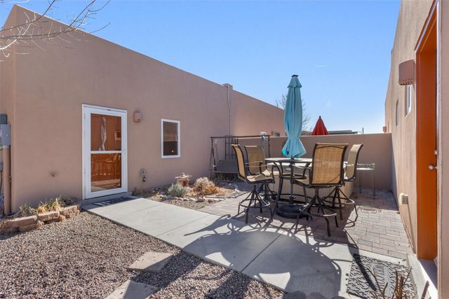 3 Silver Buckle, Santa Fe, NM 87508
