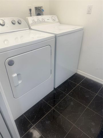 8741 VILLAGE GREEN BOULEVARD, Clermont, FL 34711