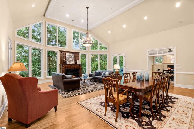 201 King Eider Way, Taylors, SC 29687