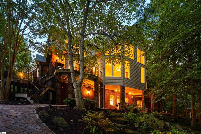 201 King Eider Way, Taylors, SC 29687