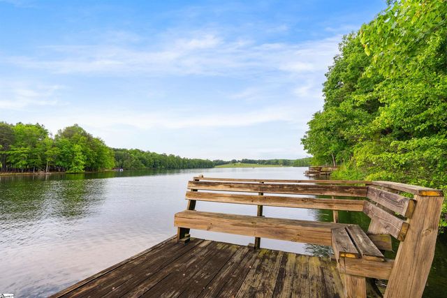 201 King Eider Way, Taylors, SC 29687