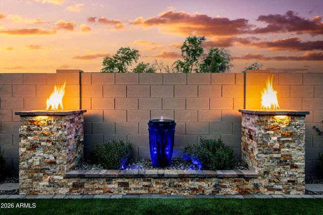 35431 N CENTENNIAL Road, San Tan Valley, AZ 85144