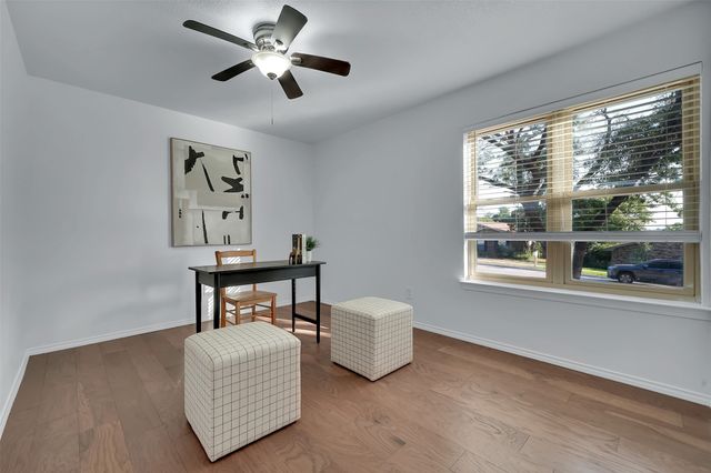 1024 E Peters Colony Road, Carrollton, TX 75007