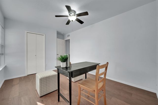 1024 E Peters Colony Road, Carrollton, TX 75007