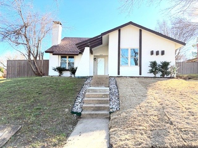 1024 E Peters Colony Road, Carrollton, TX 75007