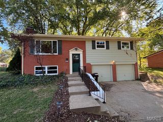 10 Chamberlain Court, Belleville, IL 62223