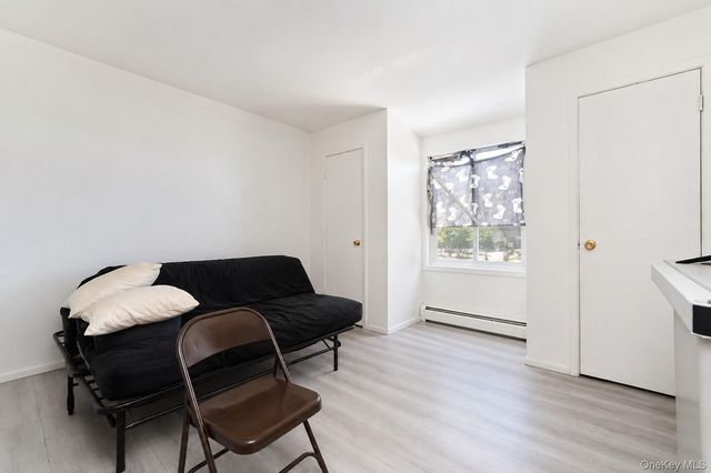 17 Betty Court, Staten Island, NY 10303