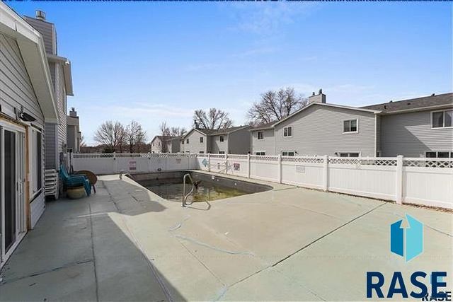 1117 S Bridgeport Pl Place, Sioux Falls, SD 57106