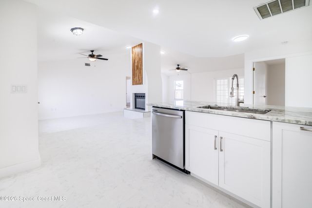 1604 Carbondale Avenue NW, Palm Bay, FL 32907