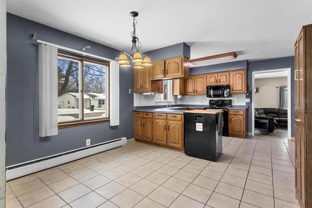 124 N WOOD AVENUE, Peshtigo, WI 54157