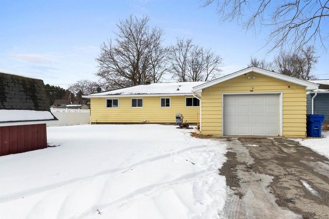 124 N WOOD AVENUE, Peshtigo, WI 54157