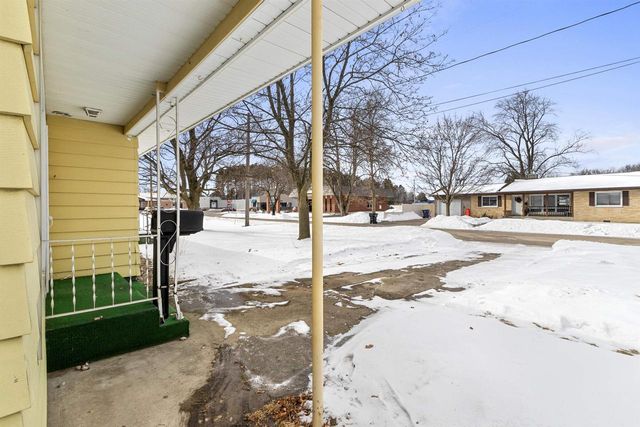 124 N WOOD AVENUE, Peshtigo, WI 54157