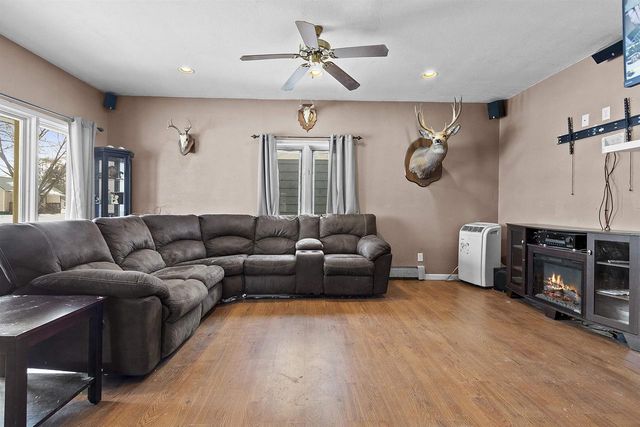 124 N WOOD AVENUE, Peshtigo, WI 54157