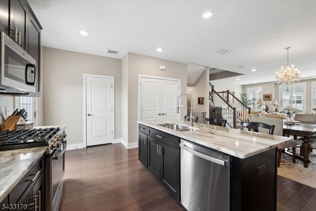 24 Gerhard Pl, Morris Twp., NJ 07960