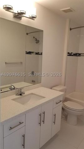 2651 NE 212th Ter 207, Miami, FL 33180