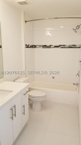 2651 NE 212th Ter 207, Miami, FL 33180