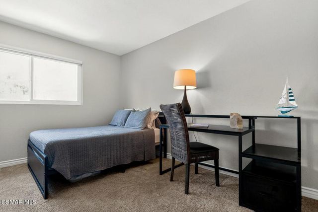 907 Sagebrush Place, Newbury Park, CA 91320