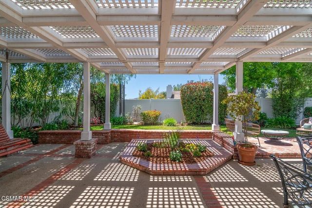907 Sagebrush Place, Newbury Park, CA 91320