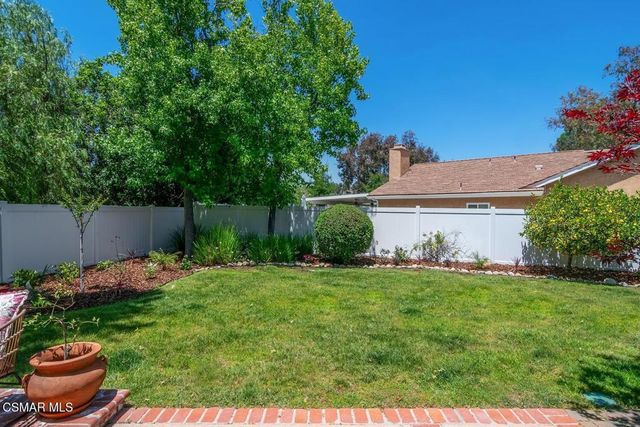907 Sagebrush Place, Newbury Park, CA 91320