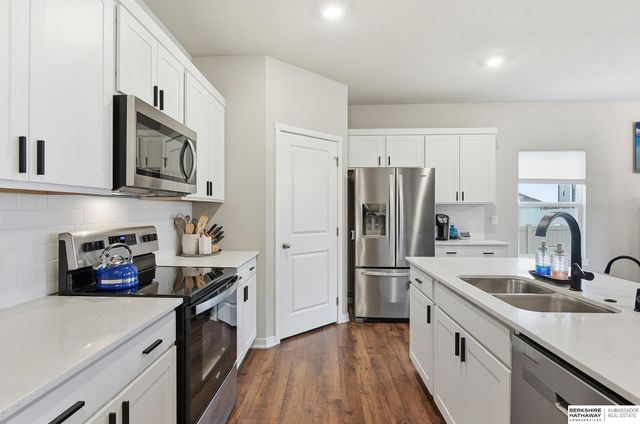 11903 S 117th Street, Papillion, NE 68046