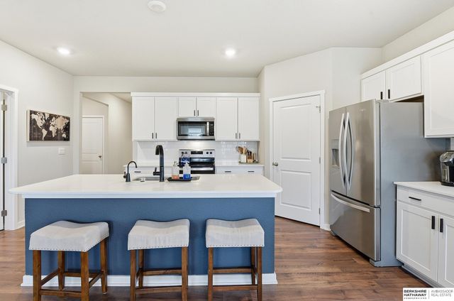 11903 S 117th Street, Papillion, NE 68046