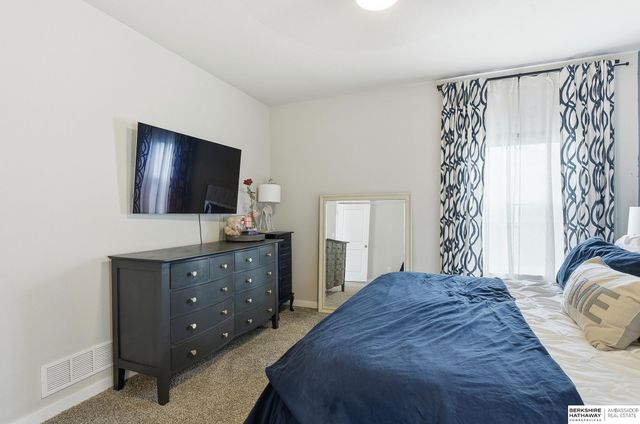 11903 S 117th Street, Papillion, NE 68046