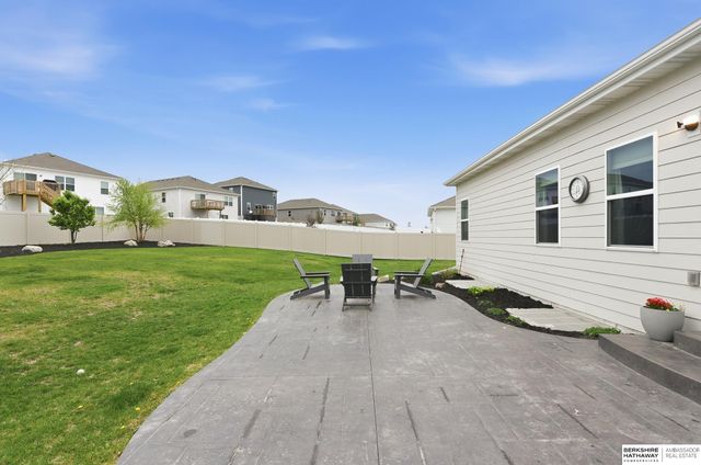 11903 S 117th Street, Papillion, NE 68046