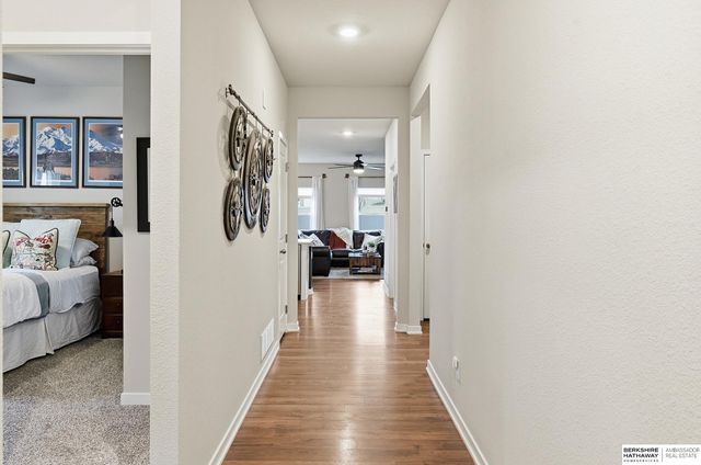 11903 S 117th Street, Papillion, NE 68046